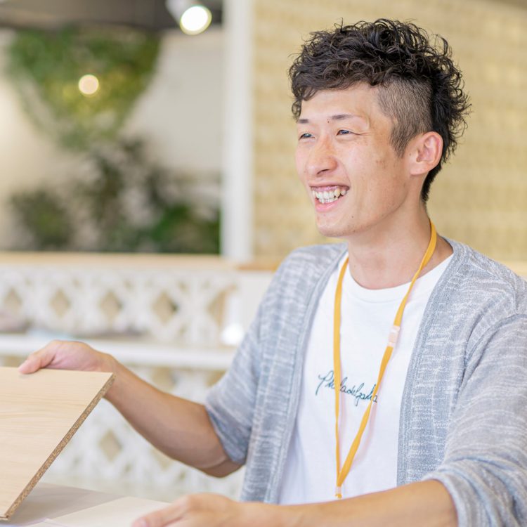 大東 明弘