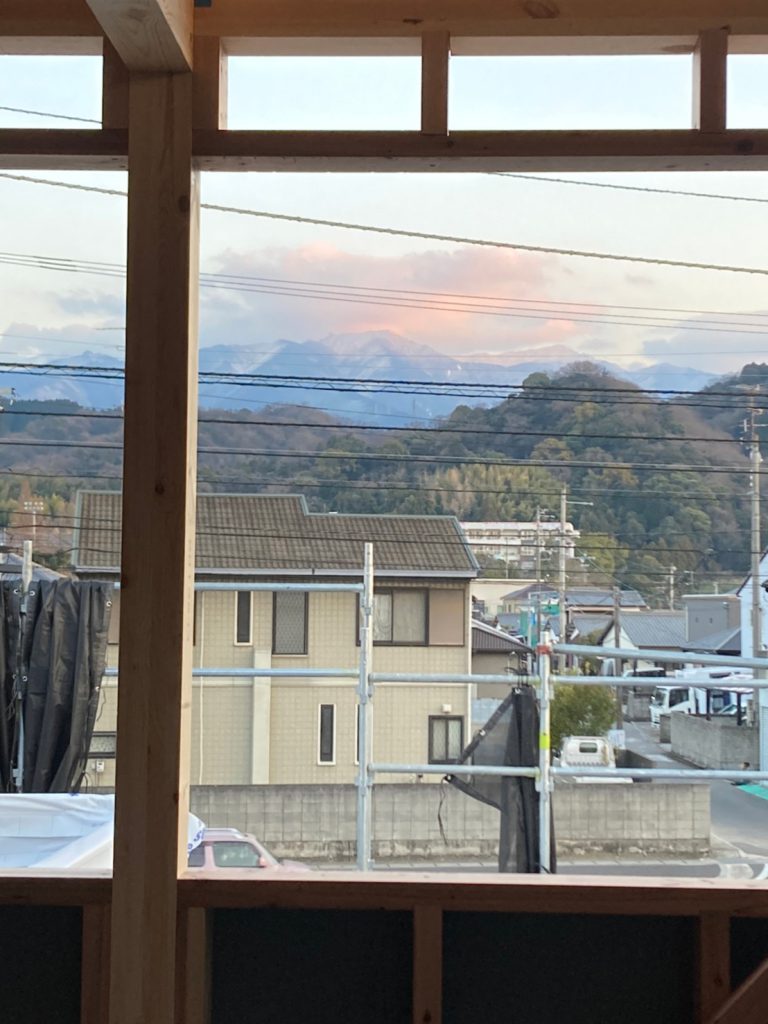 田の上の家　上棟