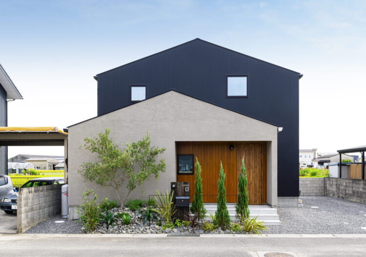 切妻屋根とは？構造やデザインまでわかりやすく解説！施工事例も10選紹介