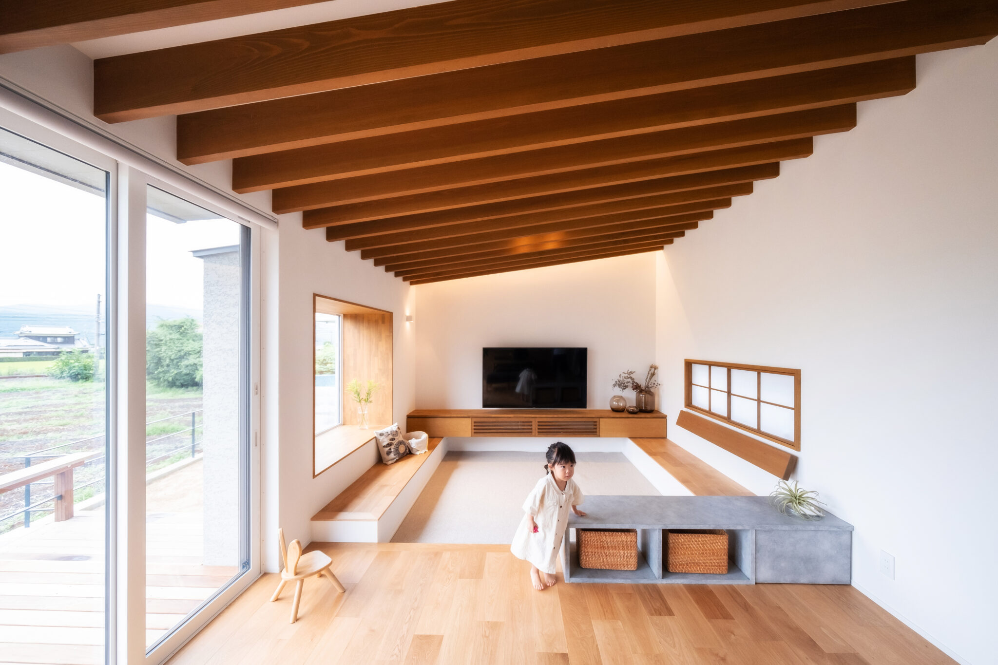 ピットリビングとは？間取りに採用するメリット・デメリットや注意点 | 注文住宅ならコラボハウス - 愛媛・香川・徳島・高知・岡山・大阪・秋田