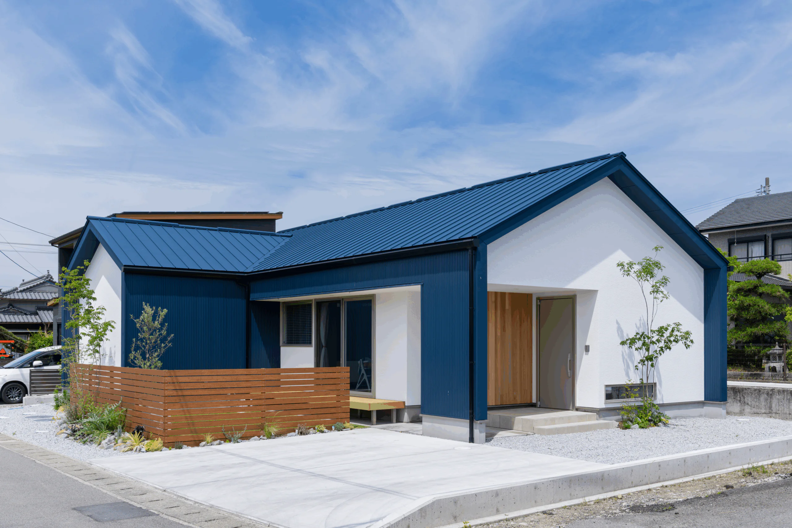 平屋と二階建てはどっちがいい？比較ポイントやメリット・デメリットを紹介