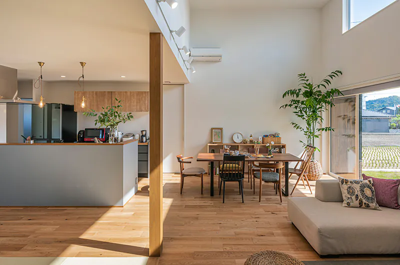 吹き抜けのある平屋で開放的な空間を実現しよう!