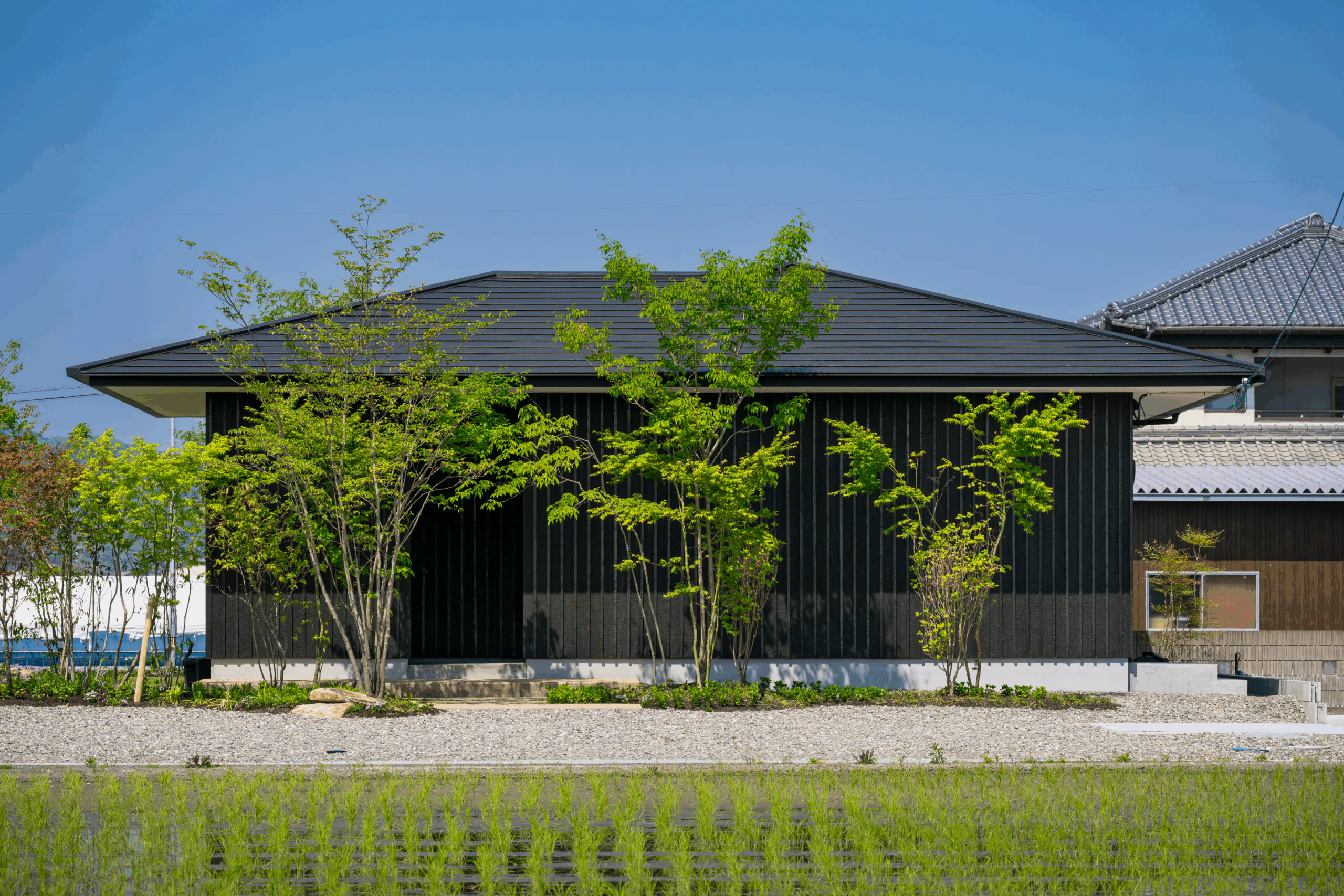 注文住宅の相場はいくら？土地あり・なしの平均価格や費用を抑えるポイント