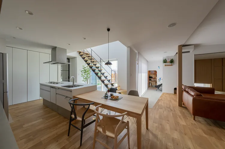 【土間リビングの後悔例】よくある後悔とは？ 失敗を防ぐポイントや実例を紹介