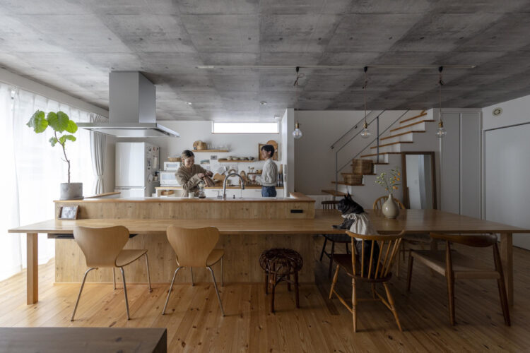 住んで5年、「友だち感覚」の設計士と作り上げた美容室兼住宅