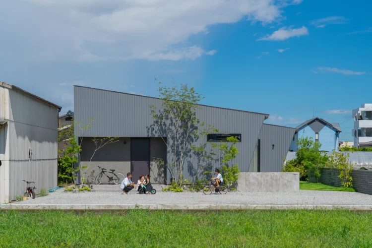 ホテルライクな内装で暮らしに溶け込むサロン